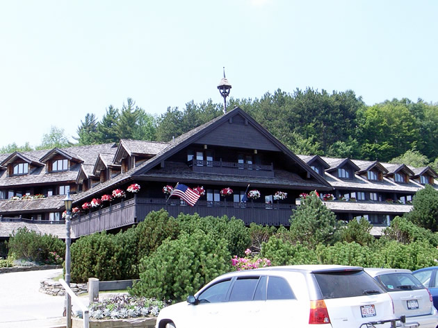 �A�����J�@�~�h���x���B�ɂ�