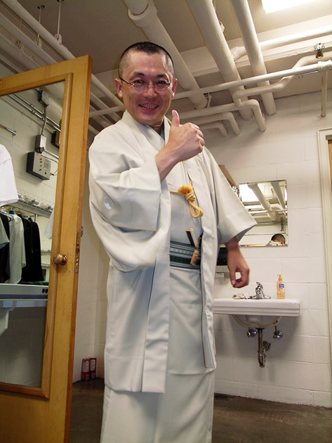 �A�����J�@�~�h���x���B�ɂ�