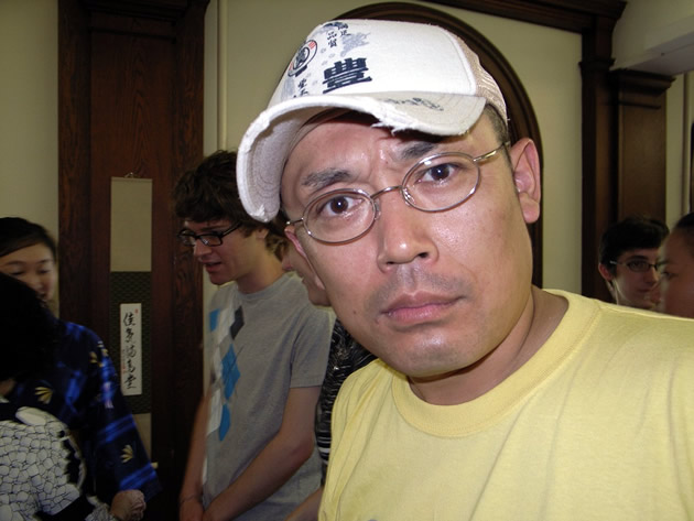 �A�����J�@�~�h���x���B�ɂ�